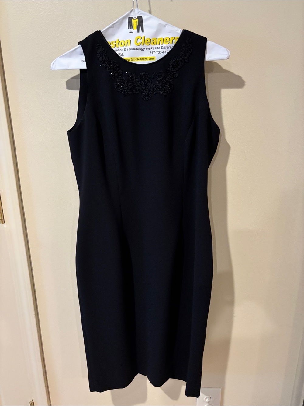 Liz Claiborne Black Sleeveless Midi Dress with Beaded Yoke size 6 women